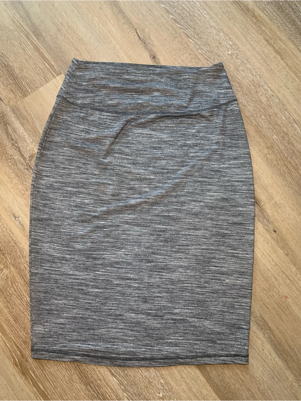 Athleta Women’s Gray Heathered Stretch Pencil Skirt Size Medium